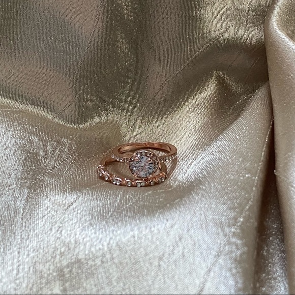 Rose Gold Ring - Picture 5 of 5